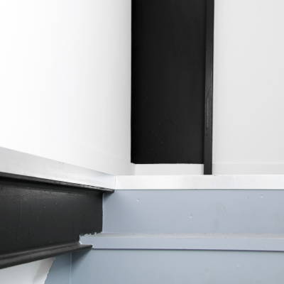 Loft - Vers la gallerie et le showroom - Invenio Flory